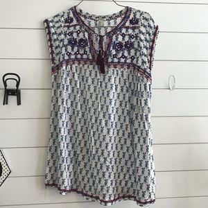 Forever 21 women’s top size small